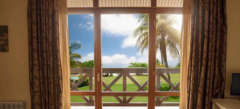 Residential Garden Window Enclosure Repair in Alafaya, FL