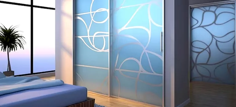 Frosting Glass Cabinet Doors in Alafaya, FL